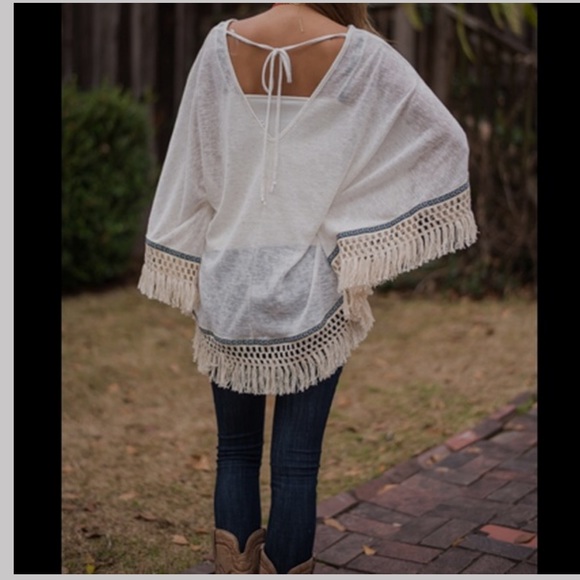 Gorgeous tunic!! - Picture 2 of 5